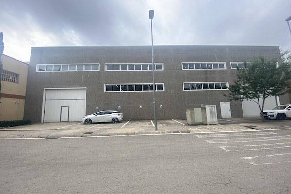 NAVE INDUSTRIAL EN VENTA EN SANT SADURNÍ D' ANOIA DE 2.338 m²