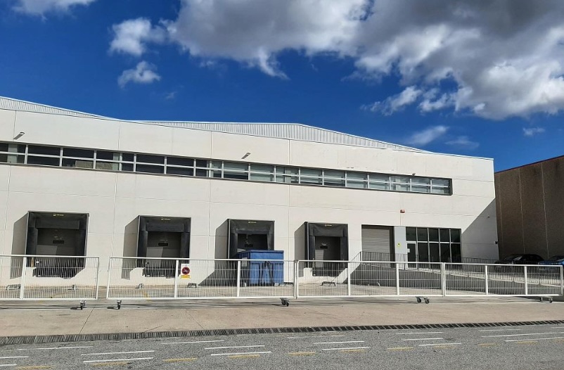 NAVE LOGISTICA EN ALQUILER EN TERRASSA DE 4.298 m²