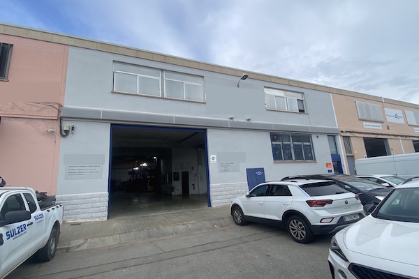 NAVE INDUSTRIAL EN ALQUILER EN L'HOSPITALET DE LLOBREGAT DE 776 m²